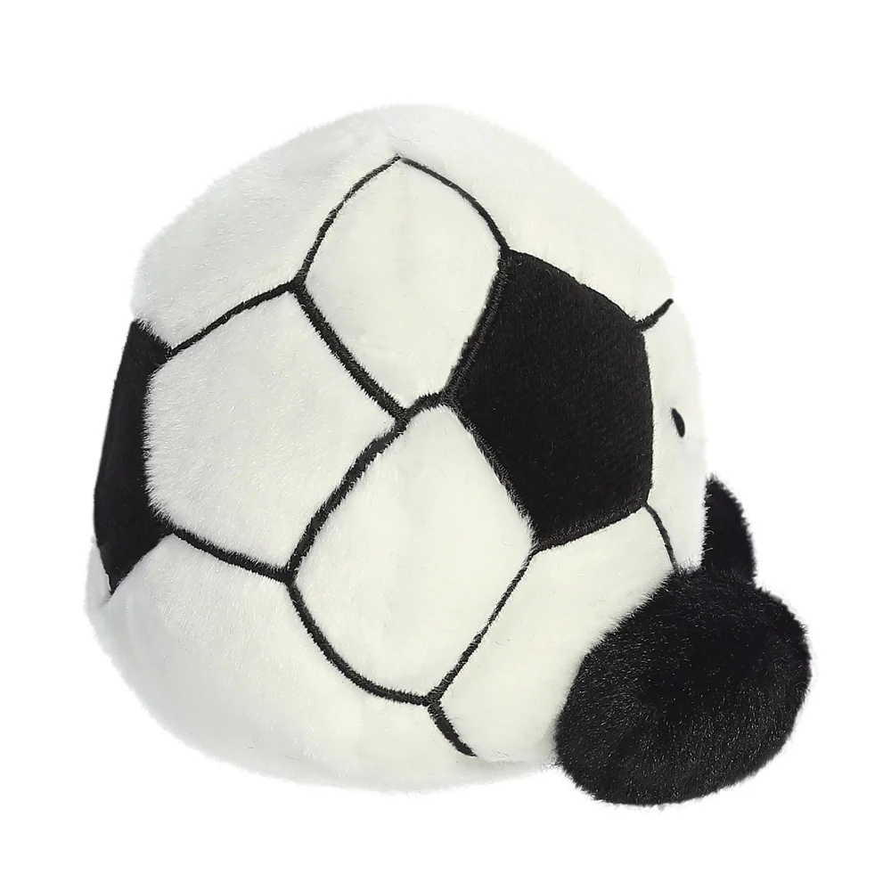 Striker Football™ - Image 3
